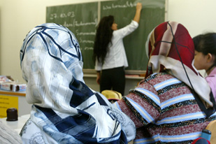 European Socialists decide to tackle Islamophobia